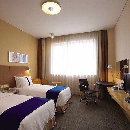 Holiday Inn Express Langfang New Chaoyang By Ihg Exteriör bild